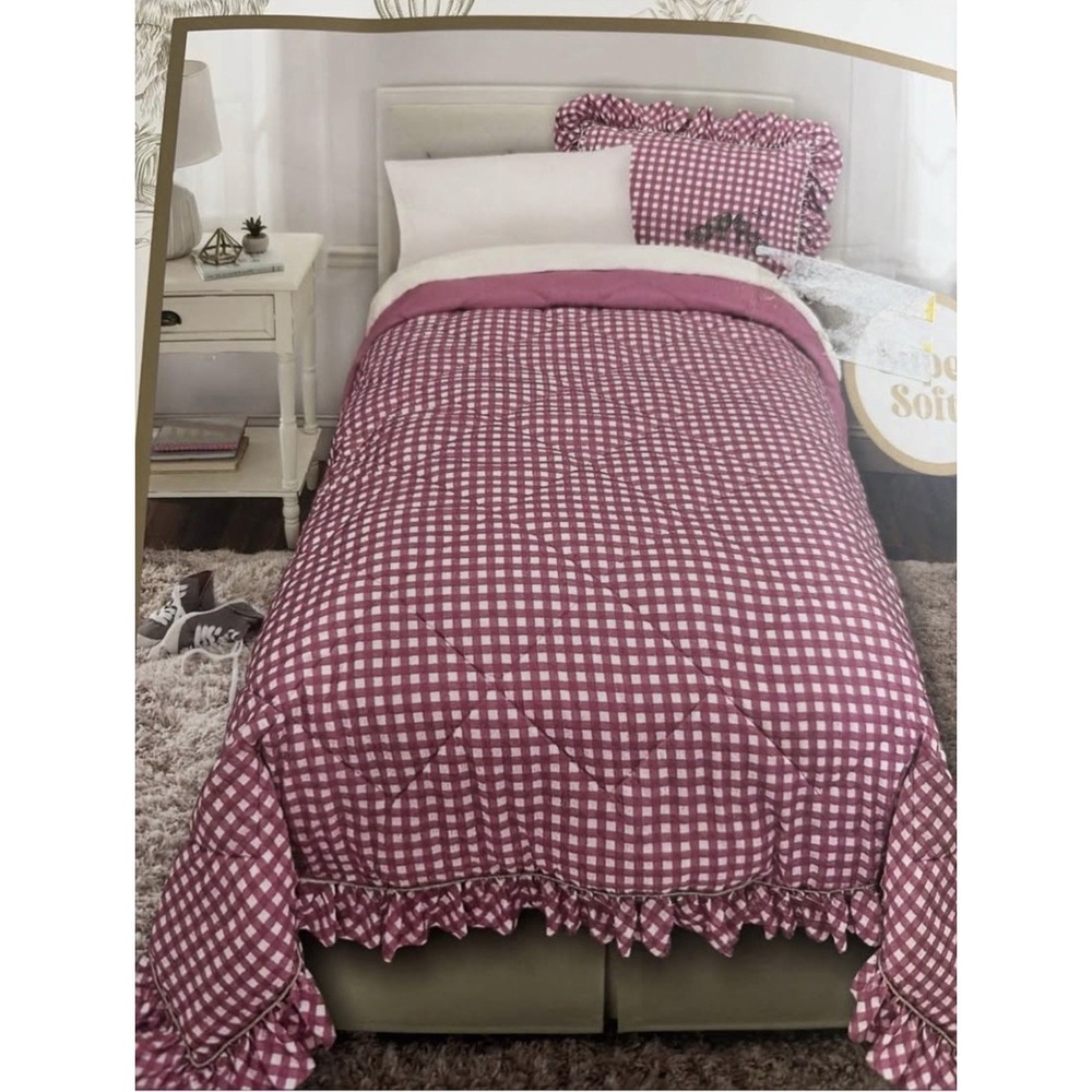 Wicked For Good x Katie Kime Vintage Pink Gingham TWIN Comforter + Sham Set